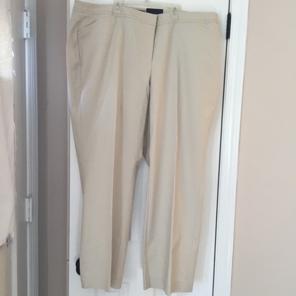 Rafaella Curvy Short Length Pants Size 12 Short main image 1